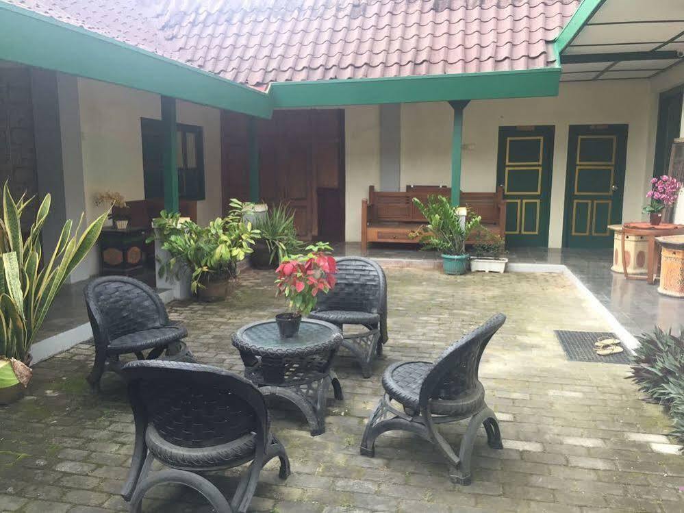 Homestay Pamularsih *